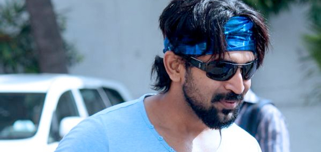 Arun Vijay moved by audience's love | nowrunning